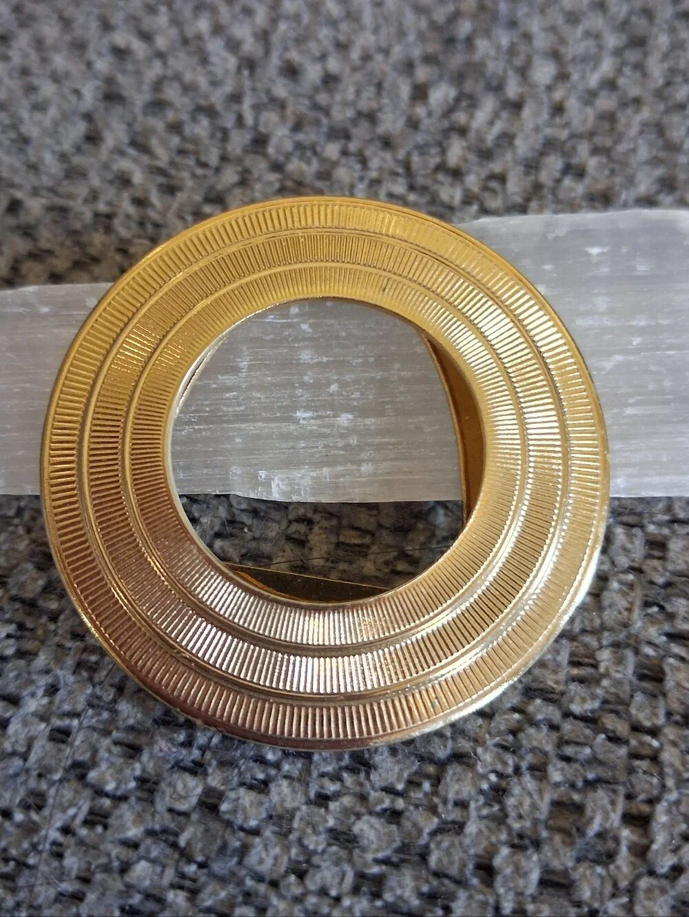 N/A shiny gold